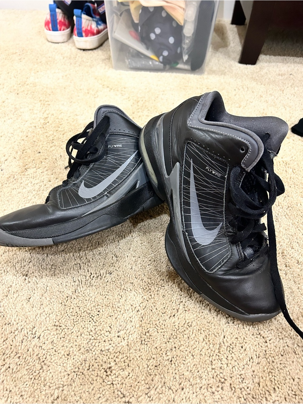 Nike Black and Gray Men’s/Kid’s Flywire Basketball Shoes